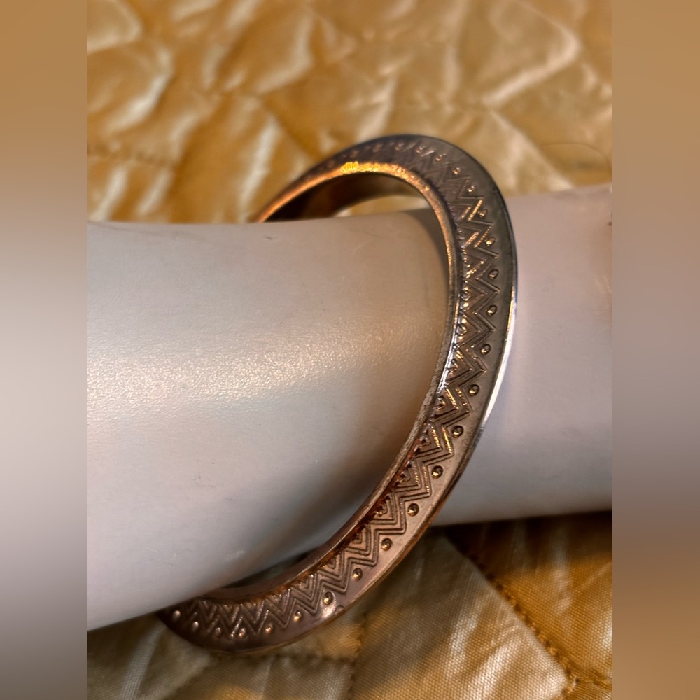 Rose Gold Bangle Bracelet by House of Harlow - Picture 1 of 6